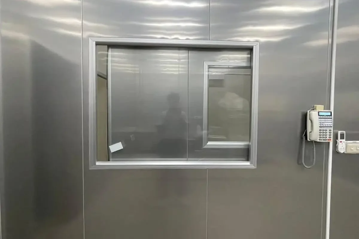 萬澄工程行-無塵室庫板空間規劃設計_portfolio_台中龍井廠房隔間_1