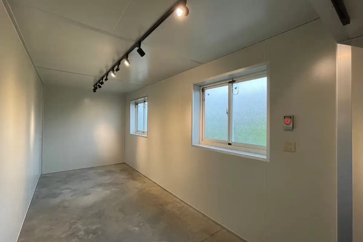 萬澄工程行-無塵室、無塵室庫板、無塵室空間規劃、庫板隔間_portfolio_屏東枋寮 居家收藏室隔間_02