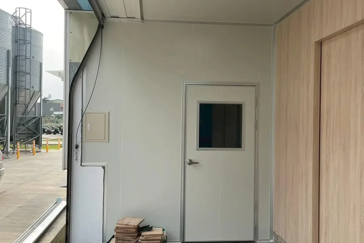 萬澄工程行-無塵室庫板空間規劃設計_portfolio_桃園雞舍_1